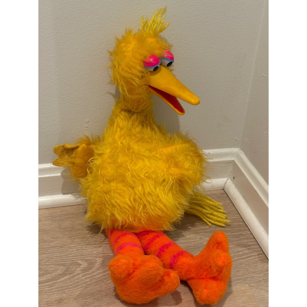 Vintage 70s 80s Sesame Street Big Bird Talking Pull String Plush